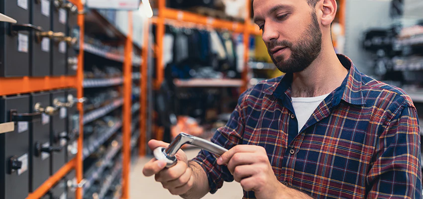Locksmith For Retail Stores Lockout Services in Yuba City, California